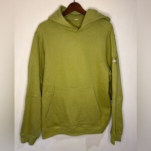 ALO Unisex Renown Heavyweight Hoodie in Wasabi Green